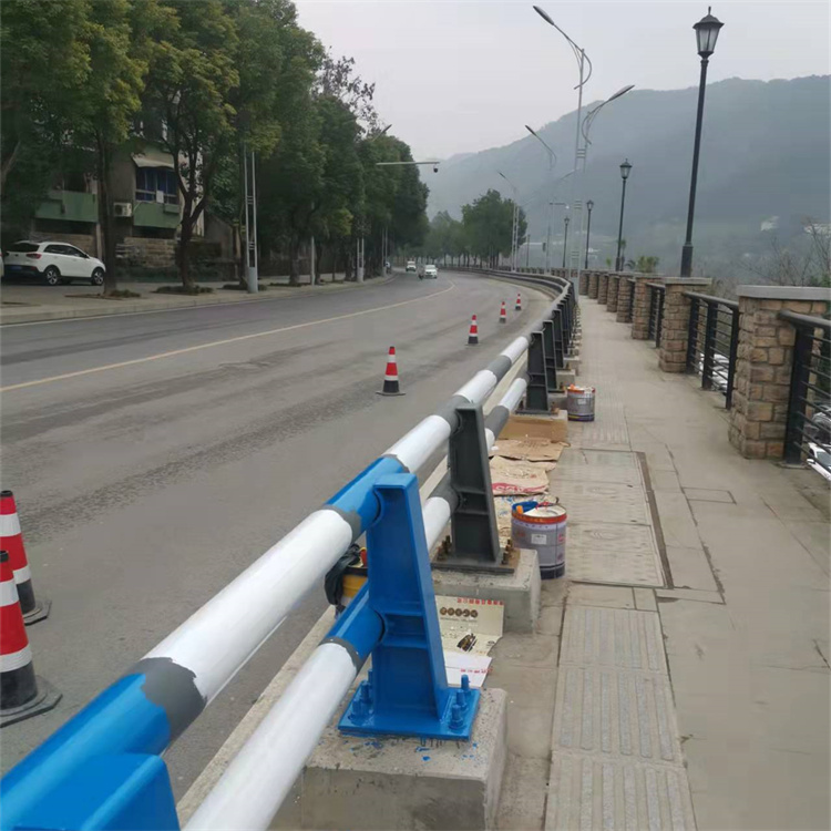 开封防撞护栏